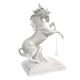 Estatua de figura de CABALLO BLANCO Figura de porcelana Capodimonte hecha a mano en Italia